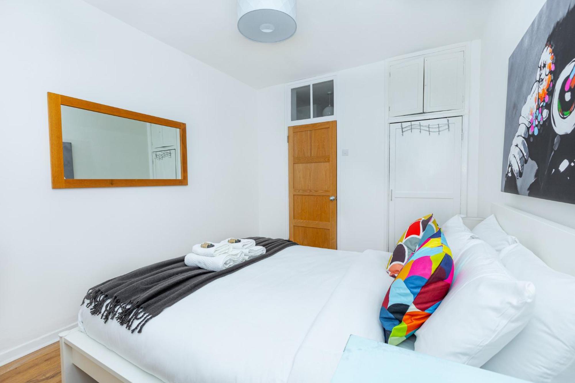 Bright Modern 1 Bedroom Flat, 5 Min To Vauxhall St Лондон Экстерьер фото