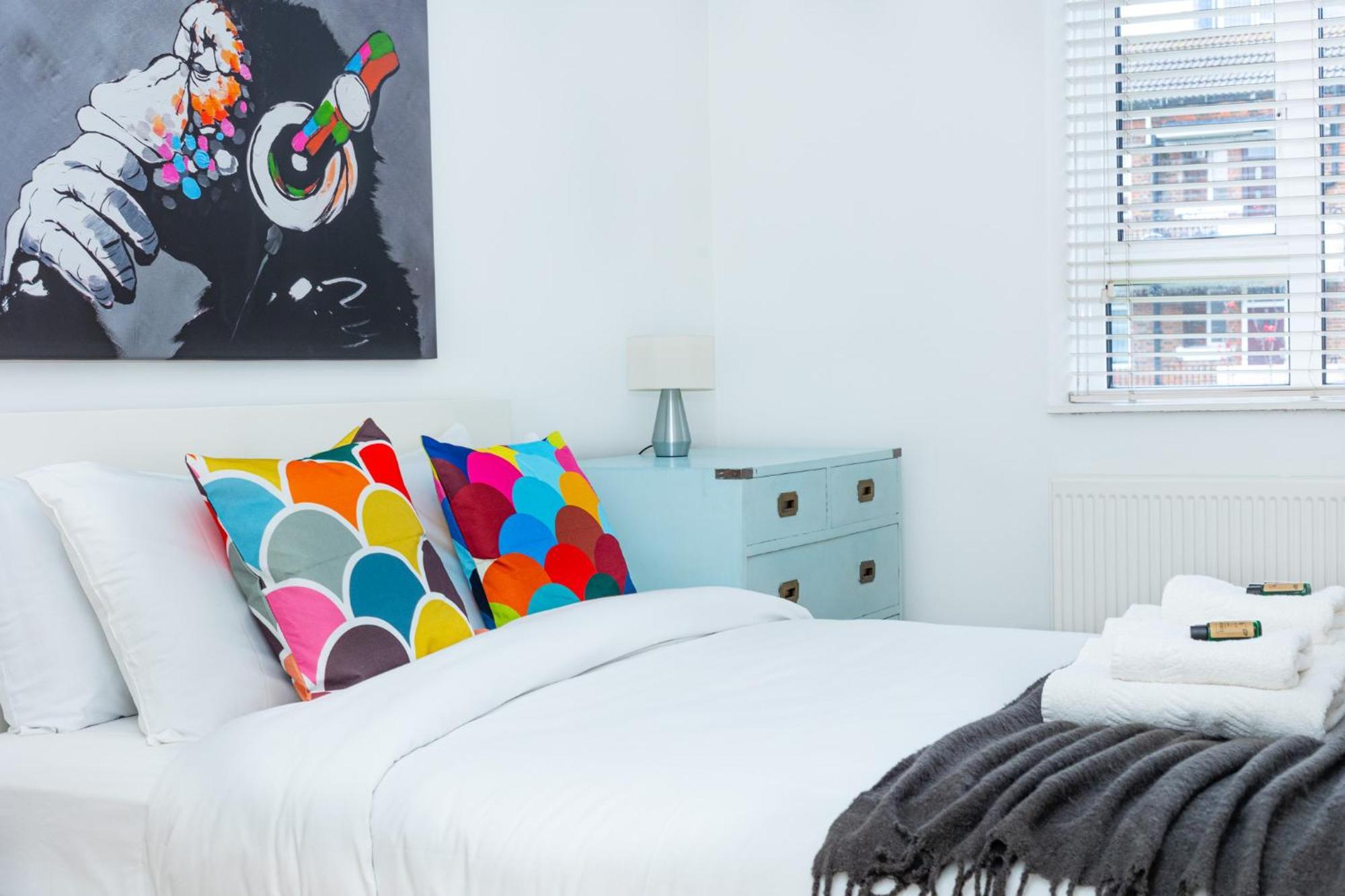 Bright Modern 1 Bedroom Flat, 5 Min To Vauxhall St Лондон Экстерьер фото
