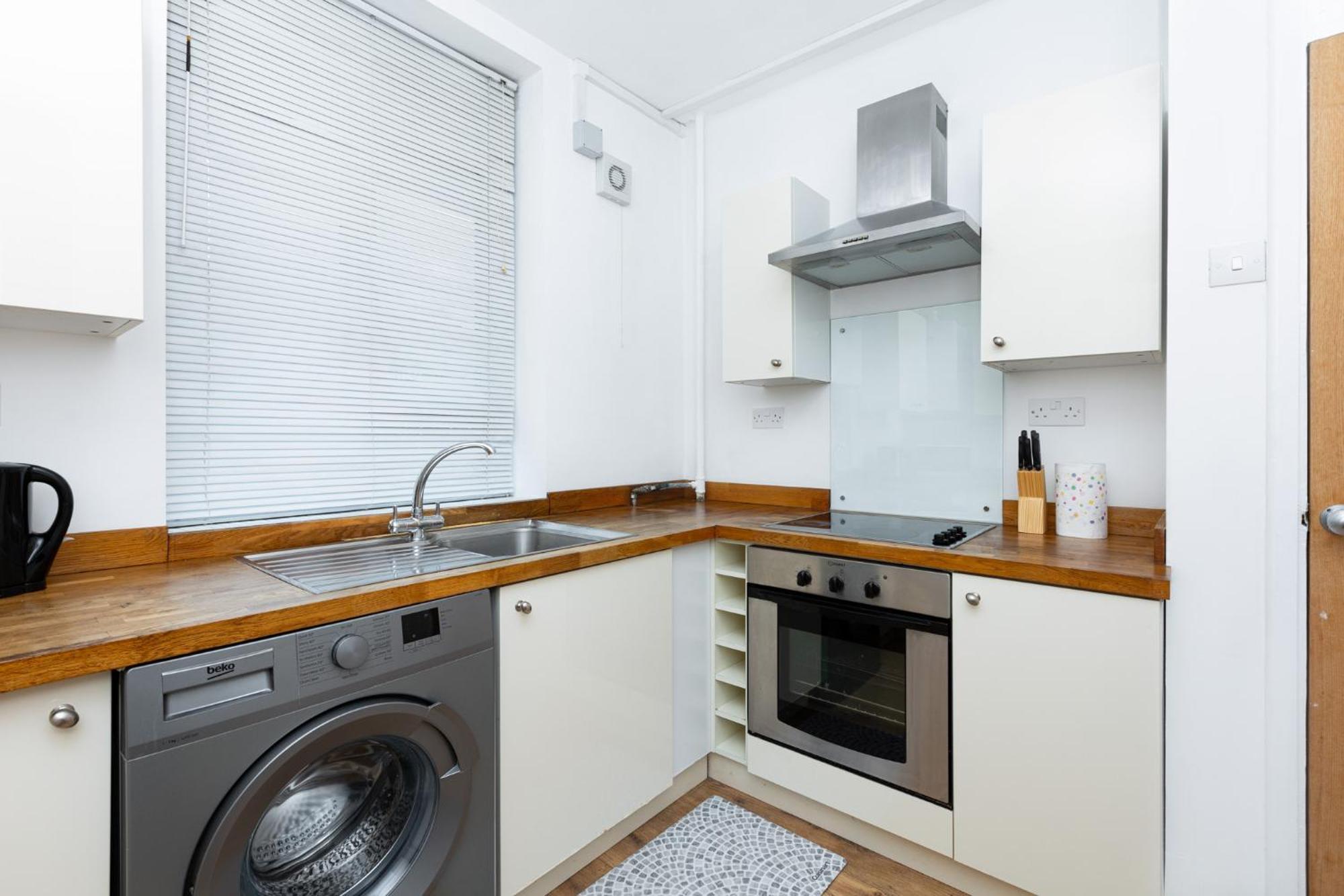 Bright Modern 1 Bedroom Flat, 5 Min To Vauxhall St Лондон Экстерьер фото